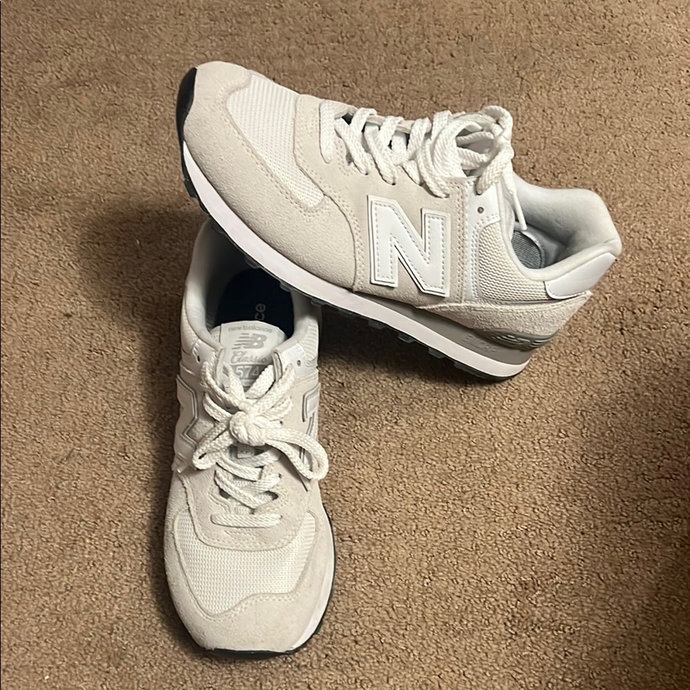 New Balance classic 574 Off-White Athletic Shoes